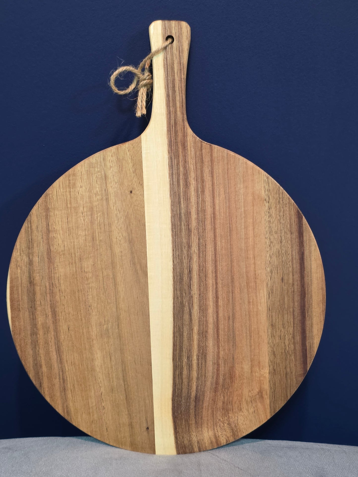 Acacia Wood Round Cutting Board