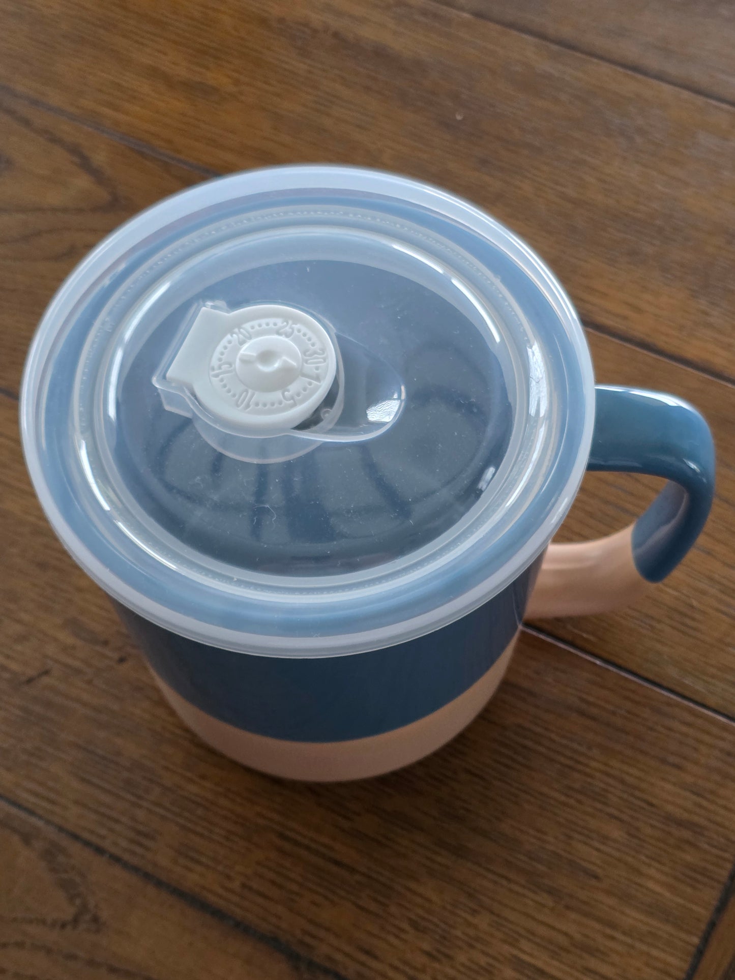 Glazed Stoneware Soup Mug w/Vented Lid - 2 Colors