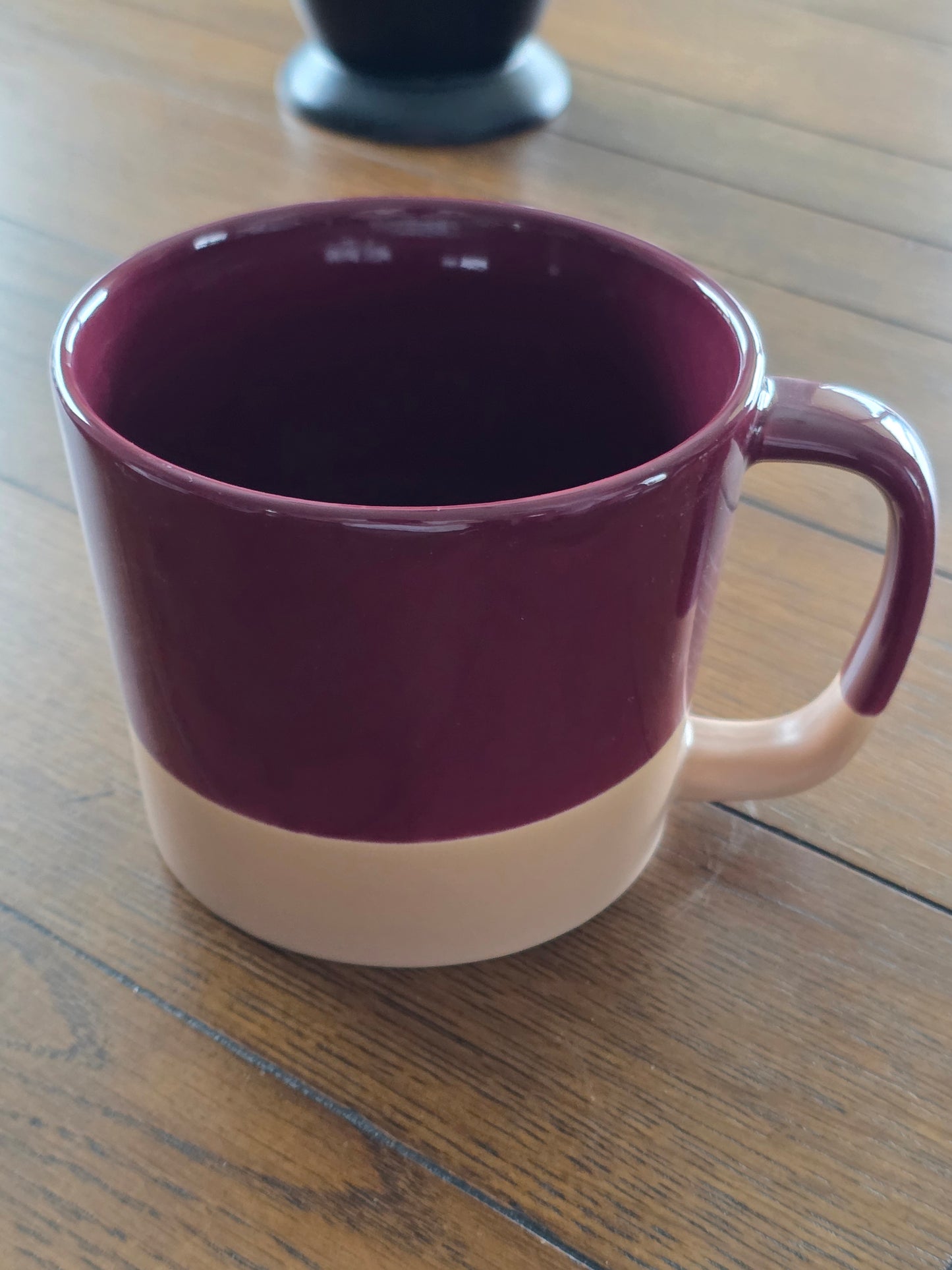 Glazed Stoneware Soup Mug w/Vented Lid - 2 Colors