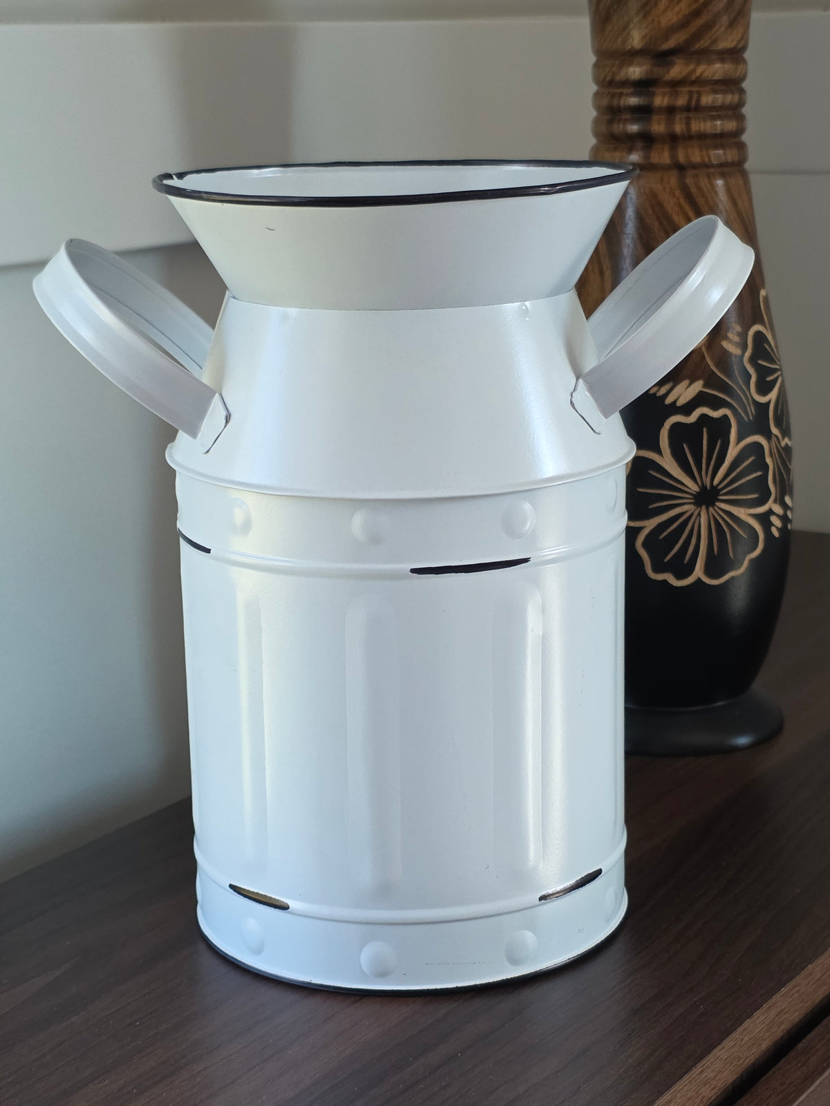 Custom White Metal Milk Jug Vase