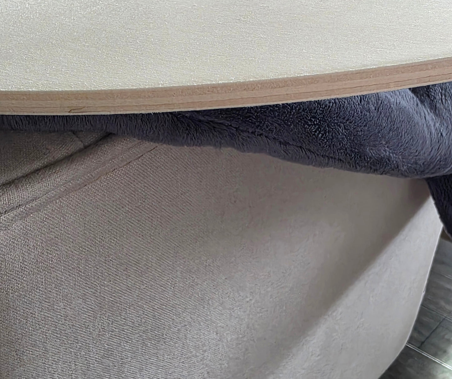 14" Round Plywood Door Hanger/Wall Decor - 3 Colors